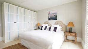 Premium bedding, pillowtop beds, free minibar, in-room safe