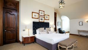 Premium bedding, pillowtop beds, free minibar, in-room safe