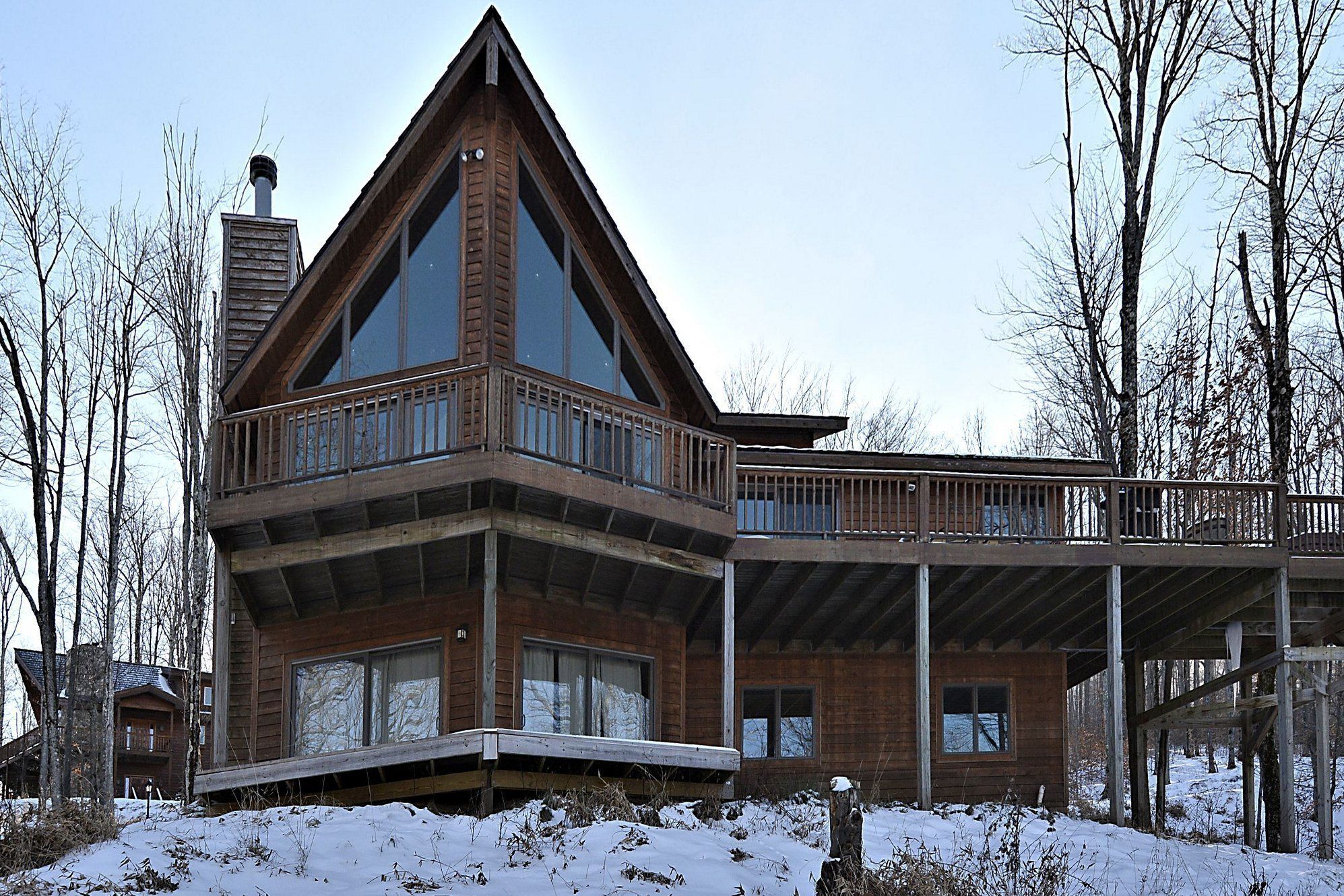 Dew West - Five-Bedroom House in Davis, United States