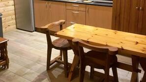 Fridge, microwave, oven, hob