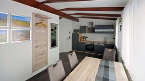 Kühlschrank, Mikrowelle, Ofen, Herd