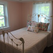 Holiday casino harrisburg pa menu