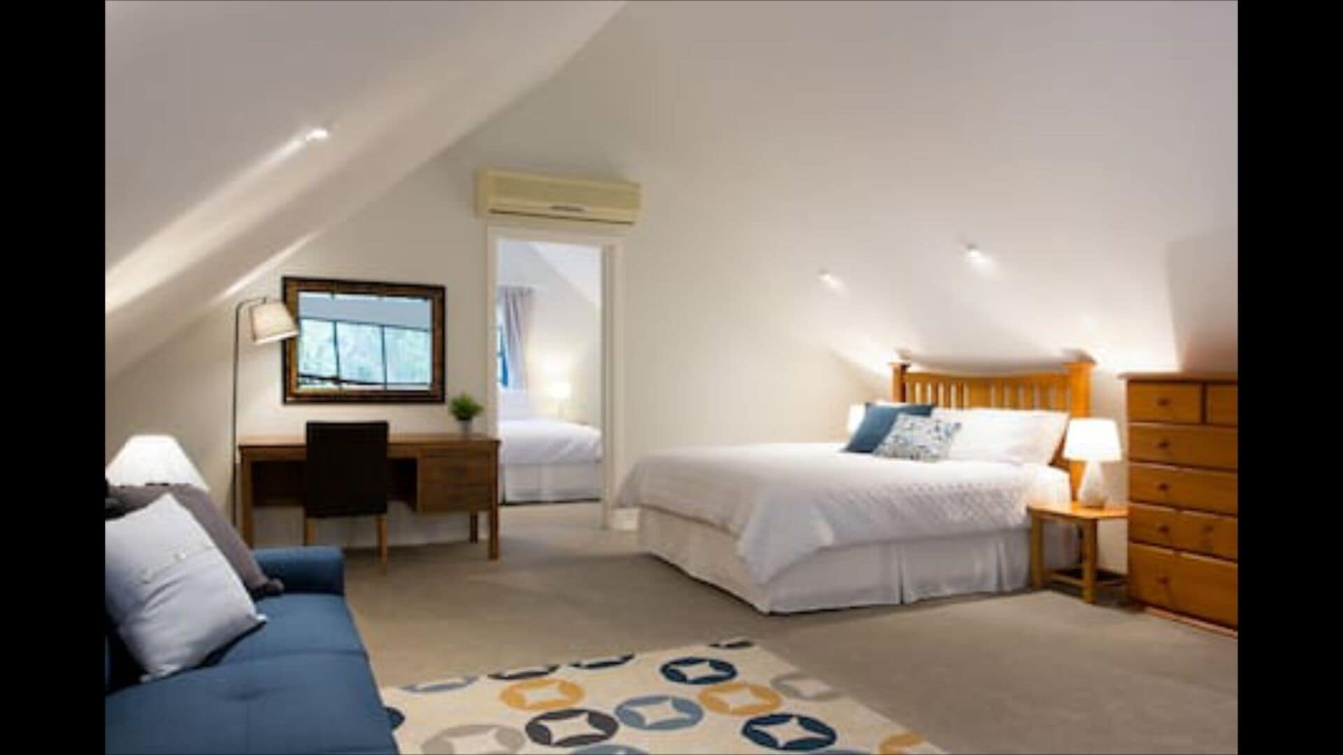 Chidlow, Lake Leschenaultia, Mountain Bike Track, Luxury Spa, Sauna Extra Cost