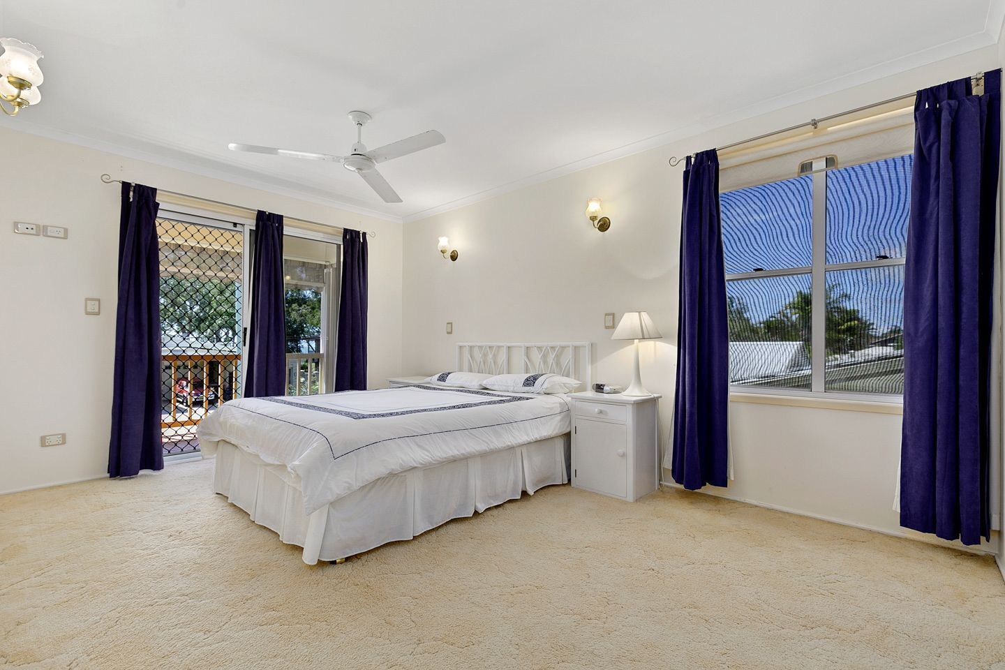 The Flappery - Burrum Heads- Close To Beach - 3br- Large Yard