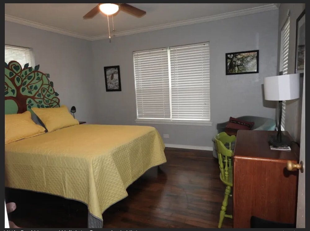 The Little Red House Grapevine Vrbo