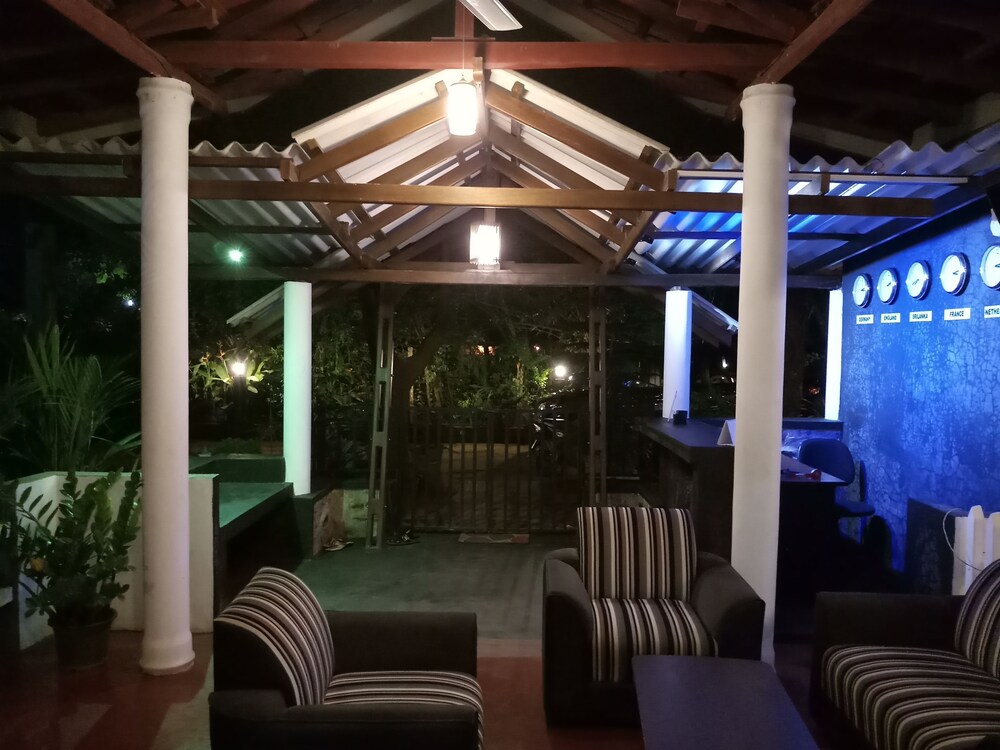 Max Safari Villa In Embilipitiya Hotel Rates Reviews On Orbitz