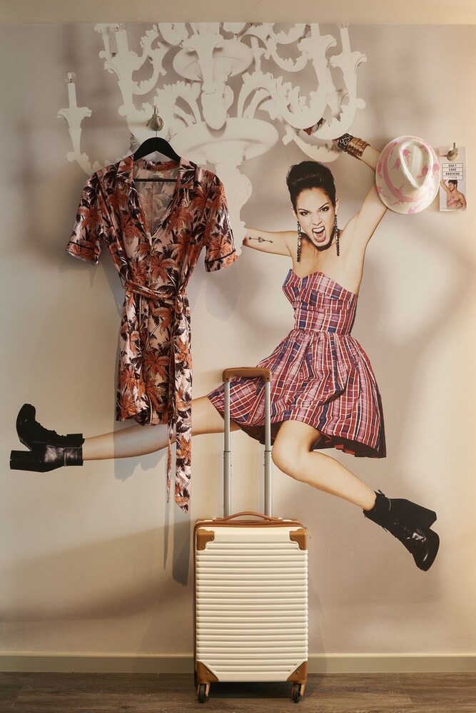 Moxy Patra Marina In Patras Hotel Rates Reviews On Orbitz