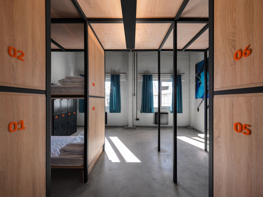 Photo - Campus Community A-Hotel