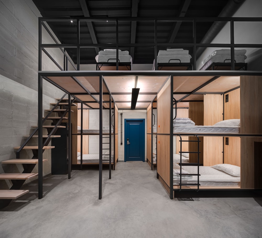 Photo - Campus Community A-Hotel