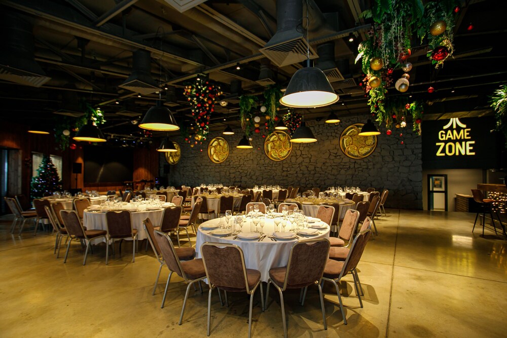 Photo - Campus Community A-Hotel