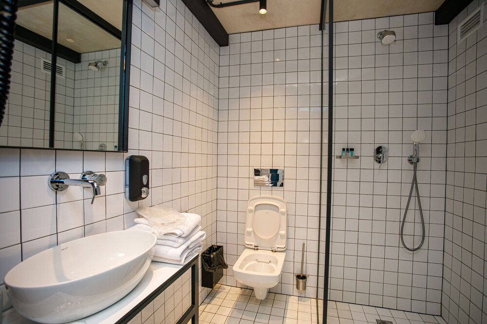 Photo - Campus Community A-Hotel