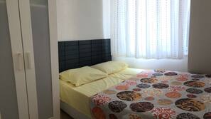 Individually decorated, individually furnished, free WiFi, linens