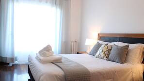 3 bedrooms, iron/ironing board, free cribs/infant beds, free WiFi
