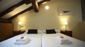 3 bedrooms, iron/ironing board, free cribs/infant beds, free WiFi