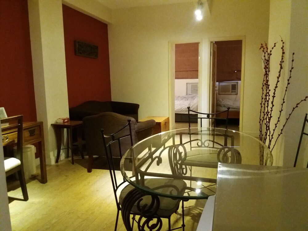 2 Bedroom Apartment In Soho Cenral In Hong Kong Hotel