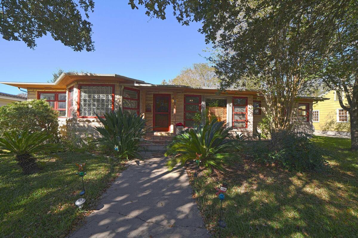 A Place To Call Home Close To Bayfront Parks Downtown And The University Precios Promociones Y Comentarios Expedia Mx