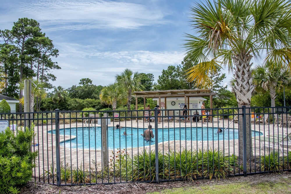 Spacious Litchfield Beach home  with Pool and Beach Access