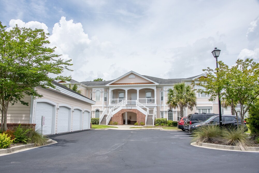 Spacious Litchfield Beach home  with Pool and Beach Access