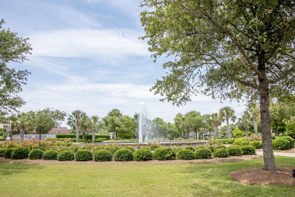 Spacious Litchfield Beach home  with Pool and Beach Access