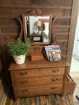 Creek Front Property Spicewood Cabin Near Wintergreen And