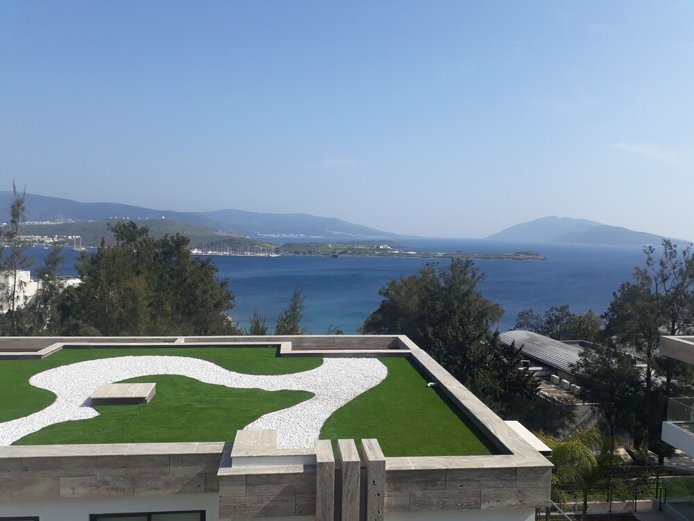 Front Of The Beach Luxury Apartment Bodrum Room Prices Reviews Travelocity
