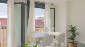 Essbereich im Zimmer