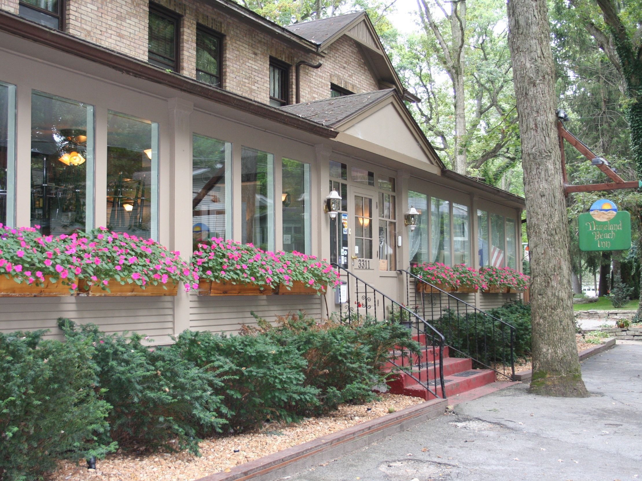 Duneland Beach Inn in Michigan City, United States