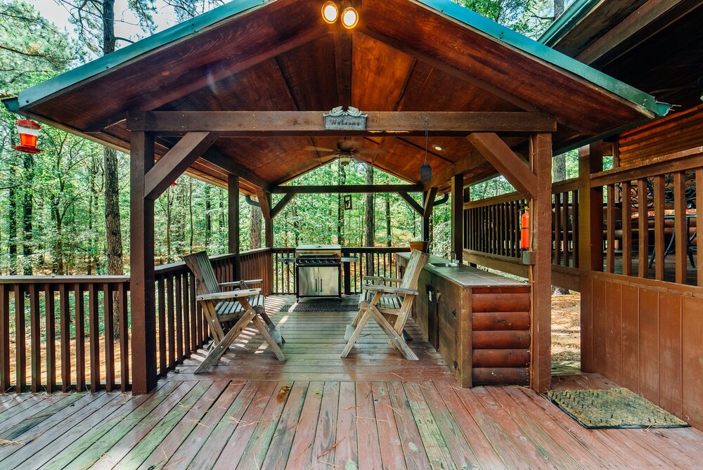 Located in the prestigious Southern Hills area and only minutes from Beavers Ben