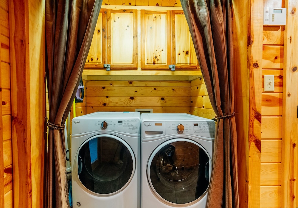 Located in the prestigious Southern Hills area and only minutes from Beavers Ben