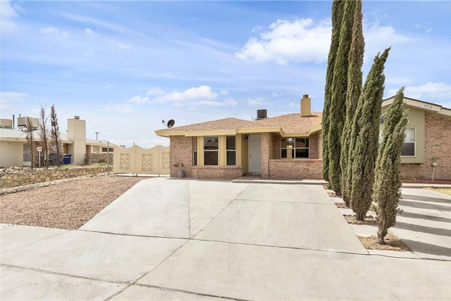 Newly remodeled, newly furnished, smart home in El Paso, United States