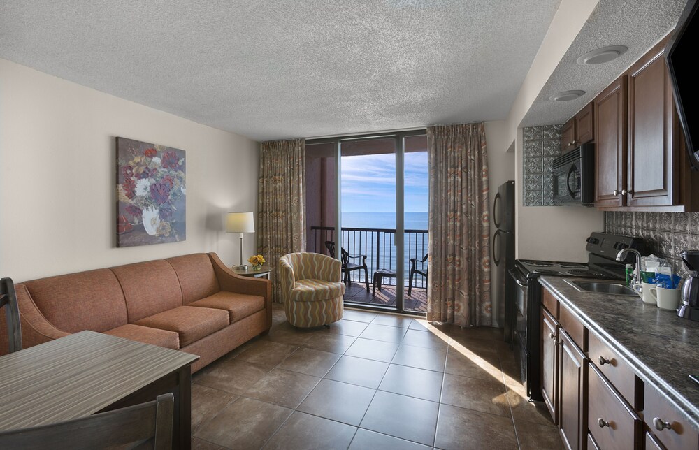 Executive Suite w/ Great Oceanfront View + Official On-Site Rental Privileges