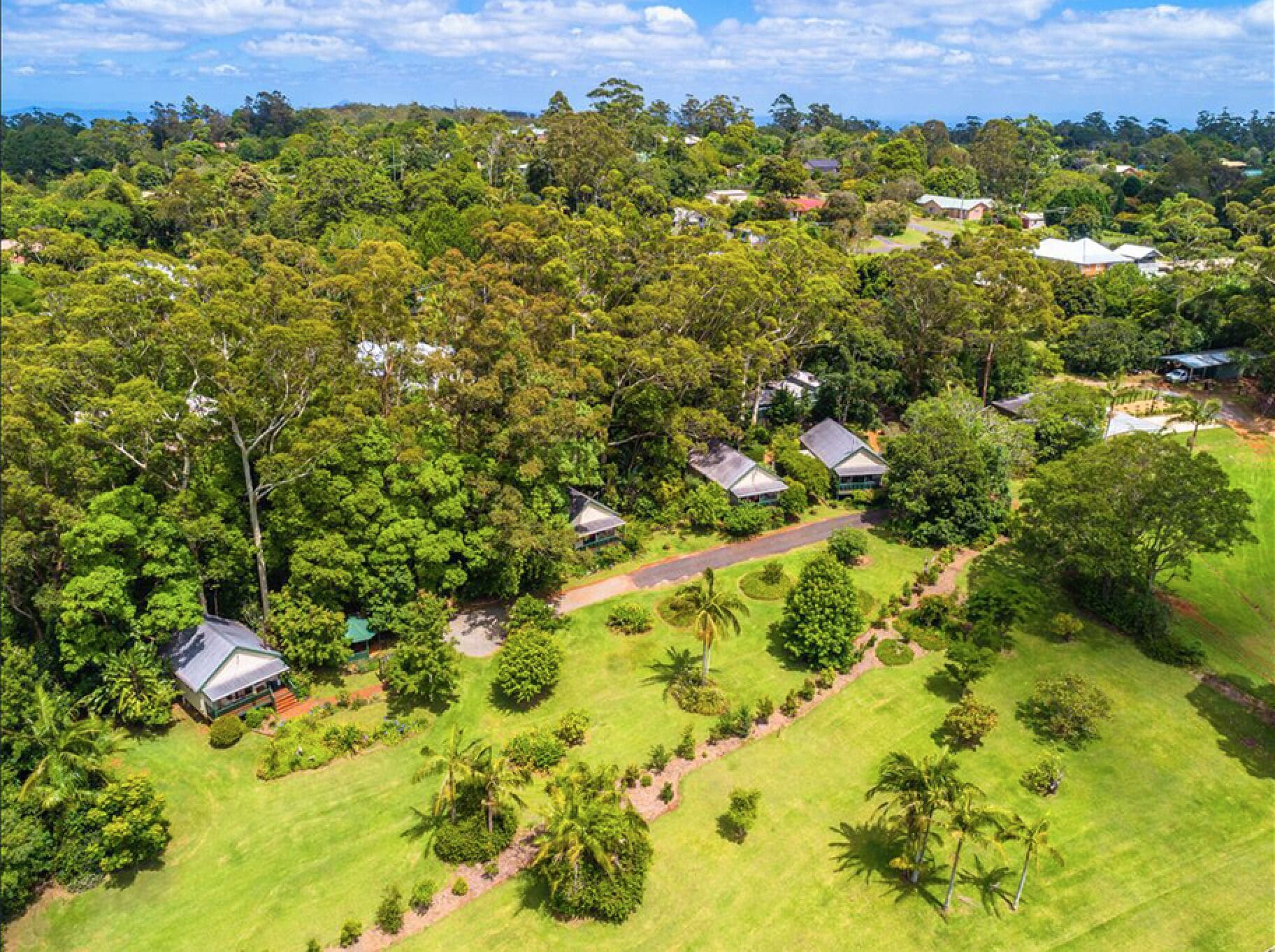 Cassowary Luxury Cottage - Mount Tamborine