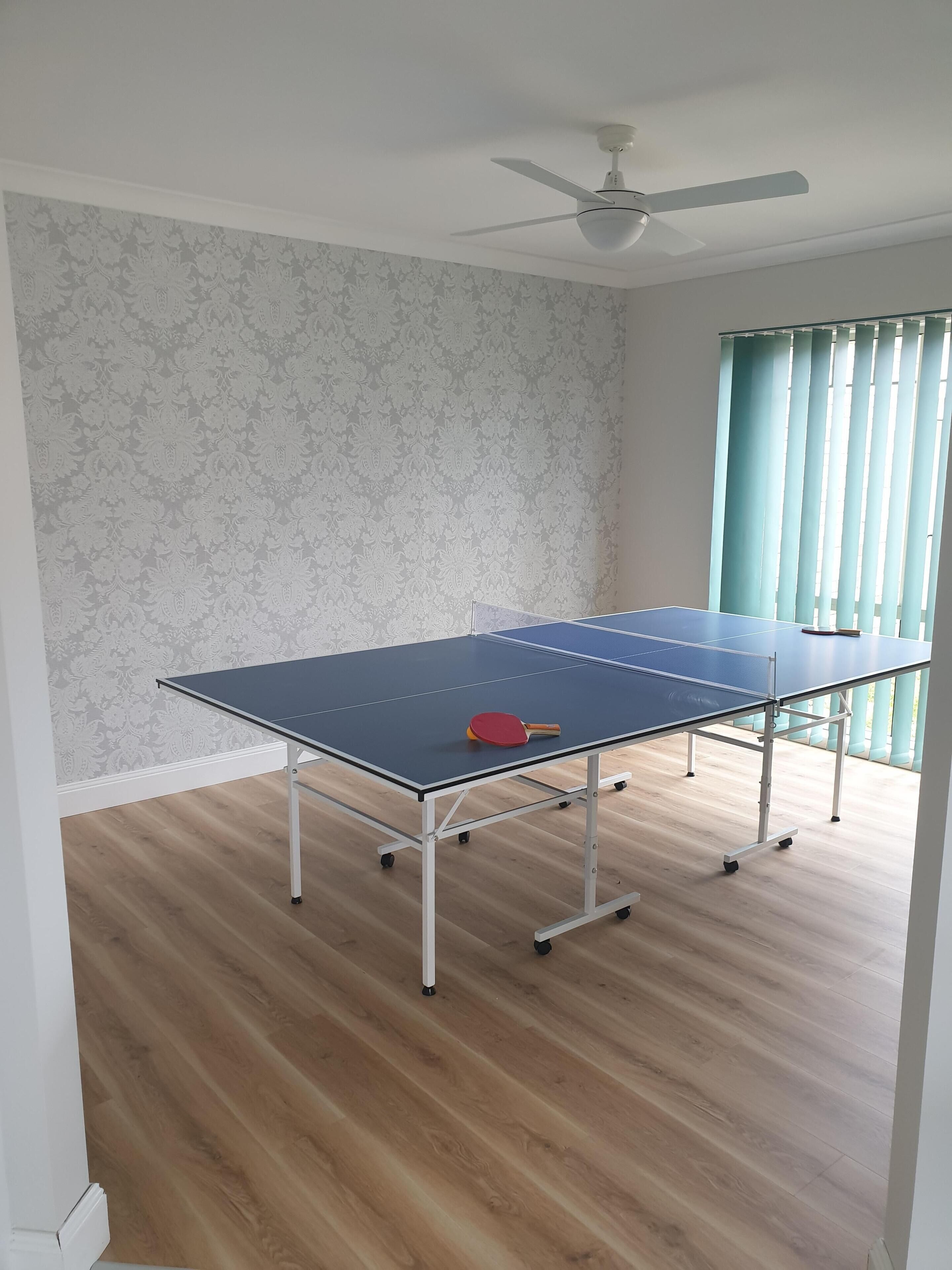 Super Large Family Home From Home Near the Beach