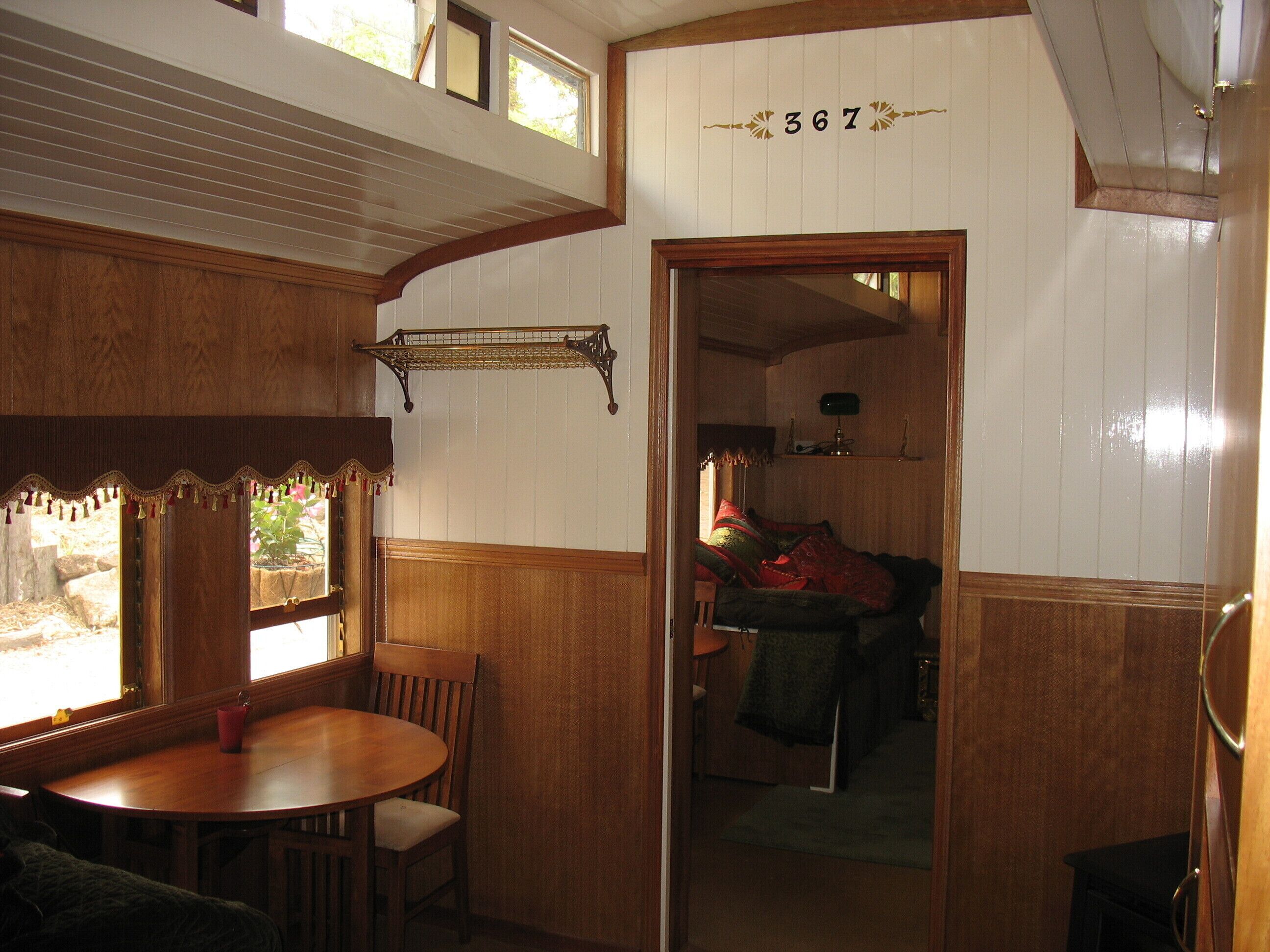 Heaven in the Hills...quiet bushland hideaway