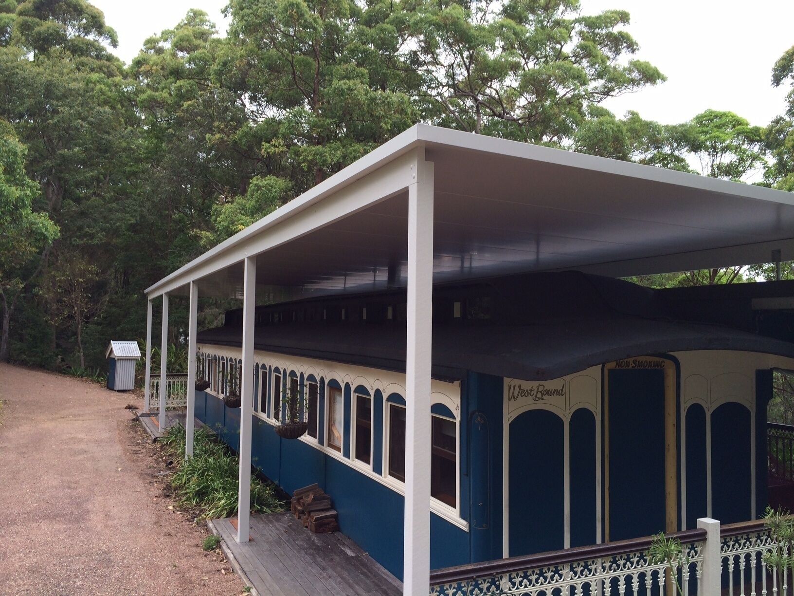 Heaven in the Hills...quiet bushland hideaway