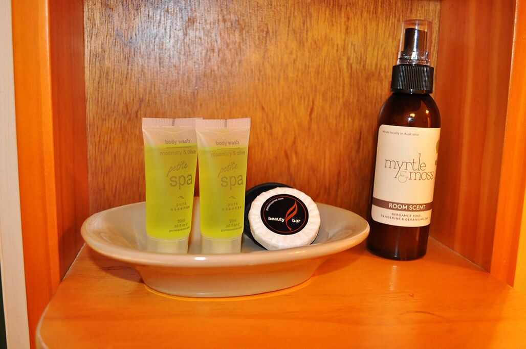 Kookaburra Luxury Cottage - Mount Tamborine