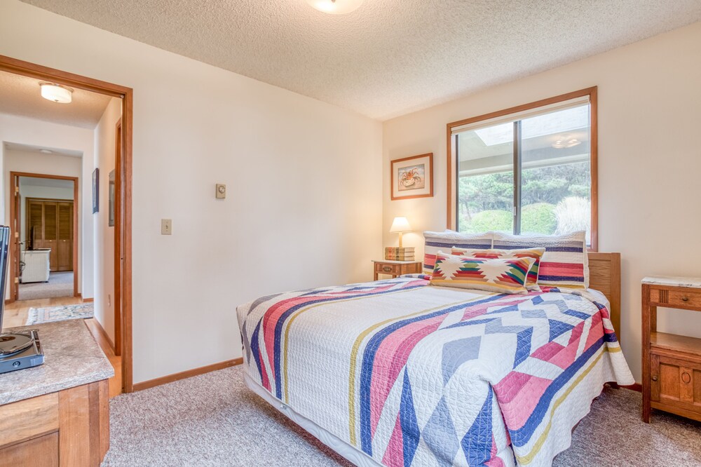 Oceanfront Home in Private Neighborhood with Walls of Windows for Ocean