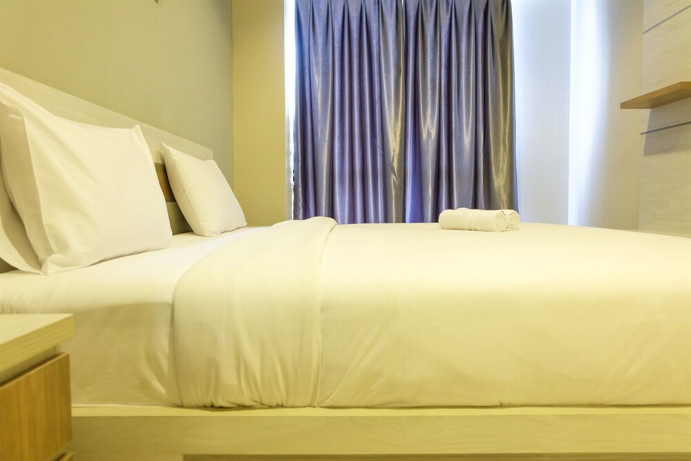 2br Condo Apartment With Maid Room At Taman Anggrek