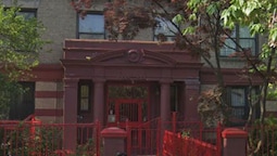 Furnished Eastern Parkway Guest House Furnished Eastern Parkway Guest House