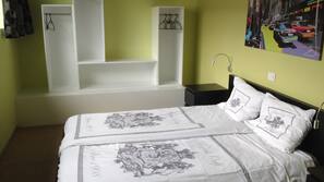 3 chambres, fer et planche à repasser, accès Internet