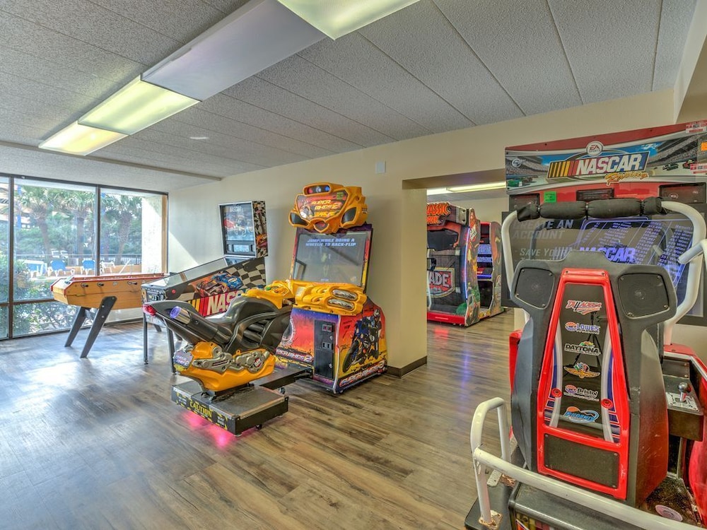 OCEAN'S MAGIC 1 Bedroom OCEANFRONT CONDO..CARAVELLE RESORT