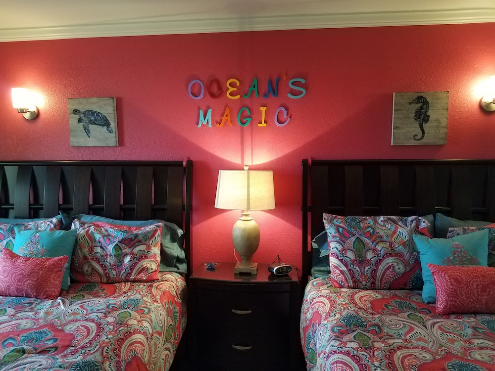 OCEAN'S MAGIC 1 Bedroom OCEANFRONT CONDO..CARAVELLE RESORT