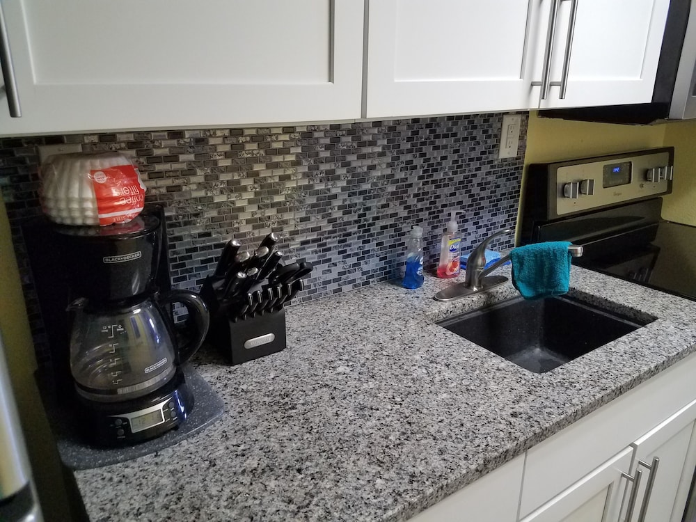 OCEAN'S MAGIC 1 Bedroom OCEANFRONT CONDO..CARAVELLE RESORT