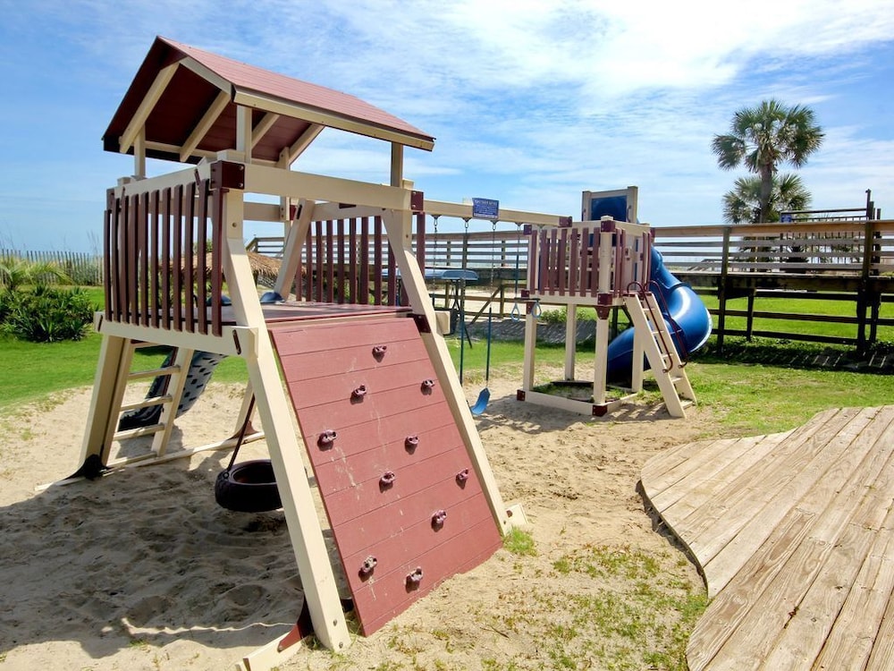 OCEAN'S MAGIC 1 Bedroom OCEANFRONT CONDO..CARAVELLE RESORT