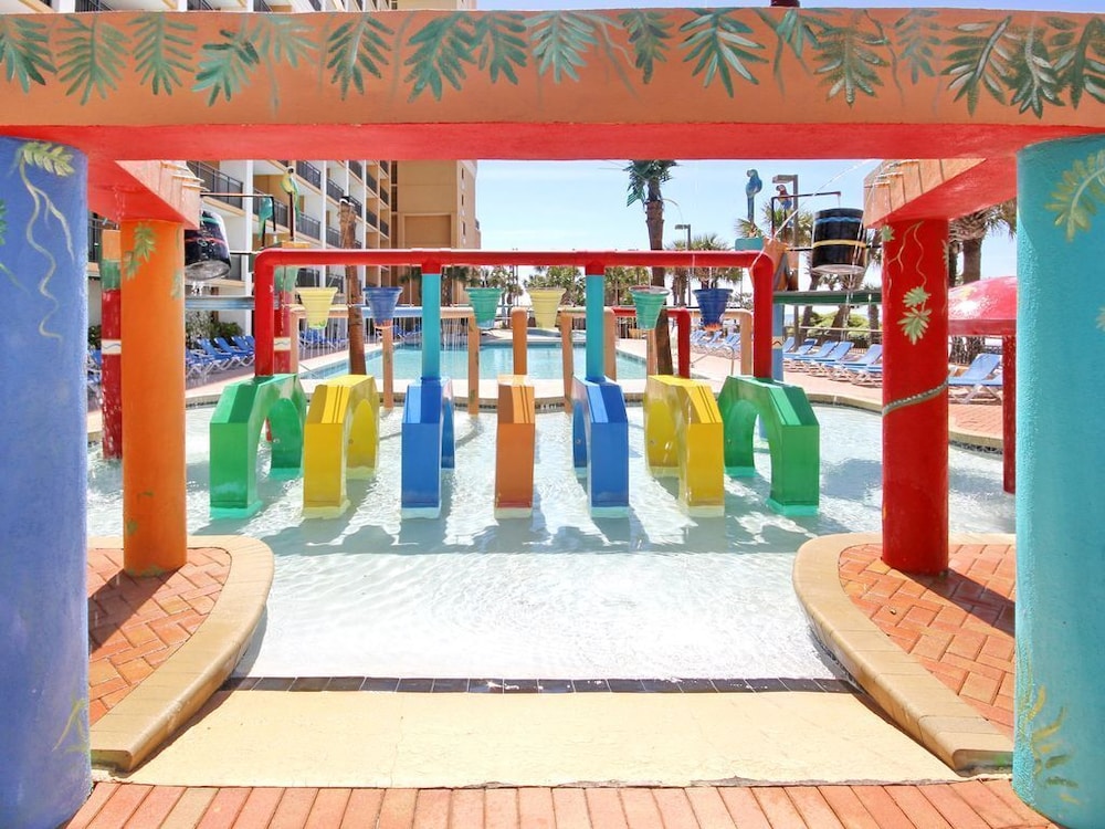 OCEAN'S MAGIC 1 Bedroom OCEANFRONT CONDO..CARAVELLE RESORT