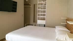 Premium bedding, down duvet, minibar, desk
