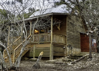 September Ridge Cabin 2 Texas Hill Country Rustic Yet Chic Cabins