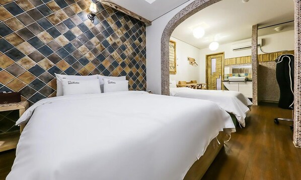 Premium Twin Room, Multiple Beds | Primary image