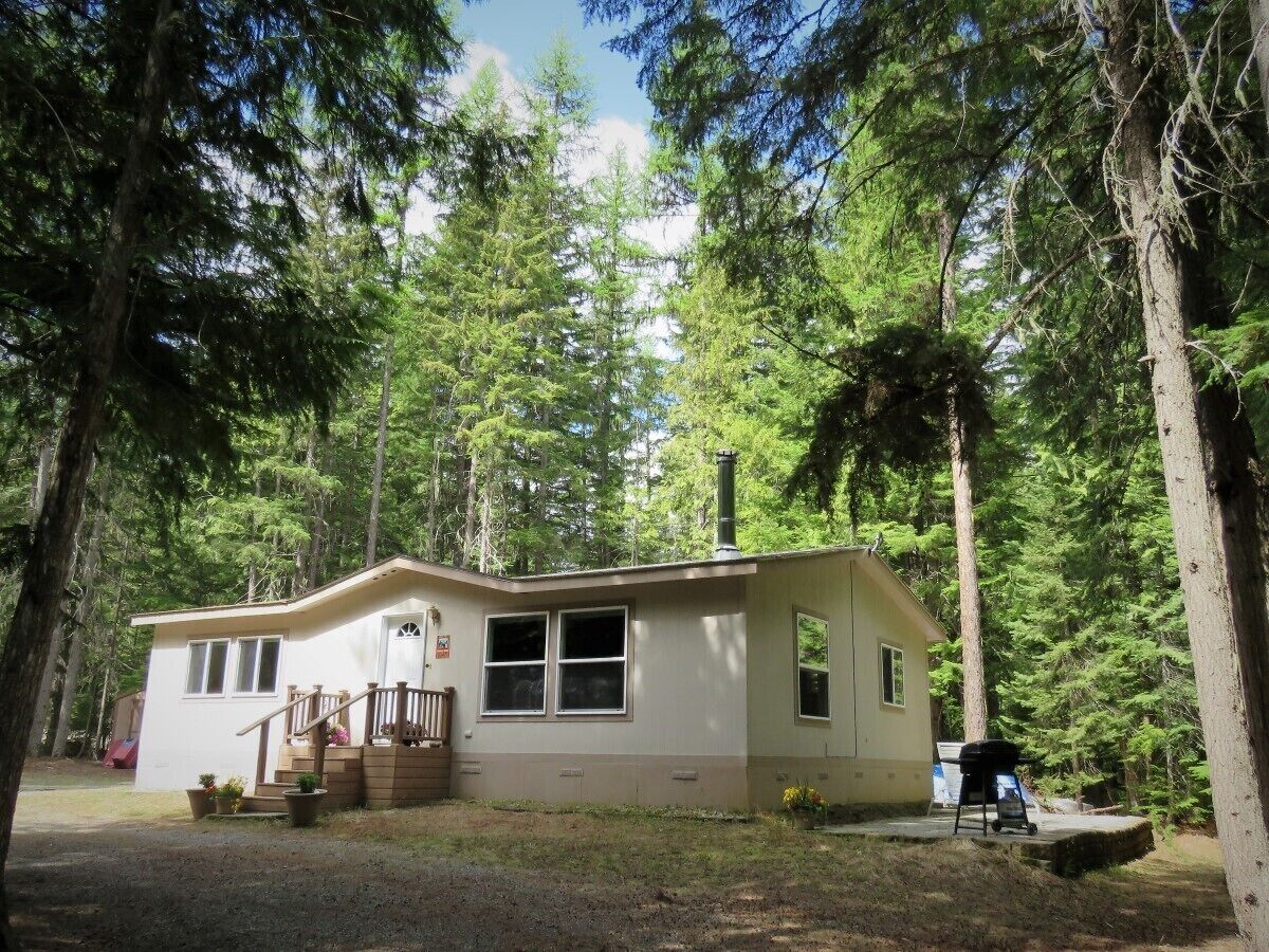 Located in Sandpoint, United States