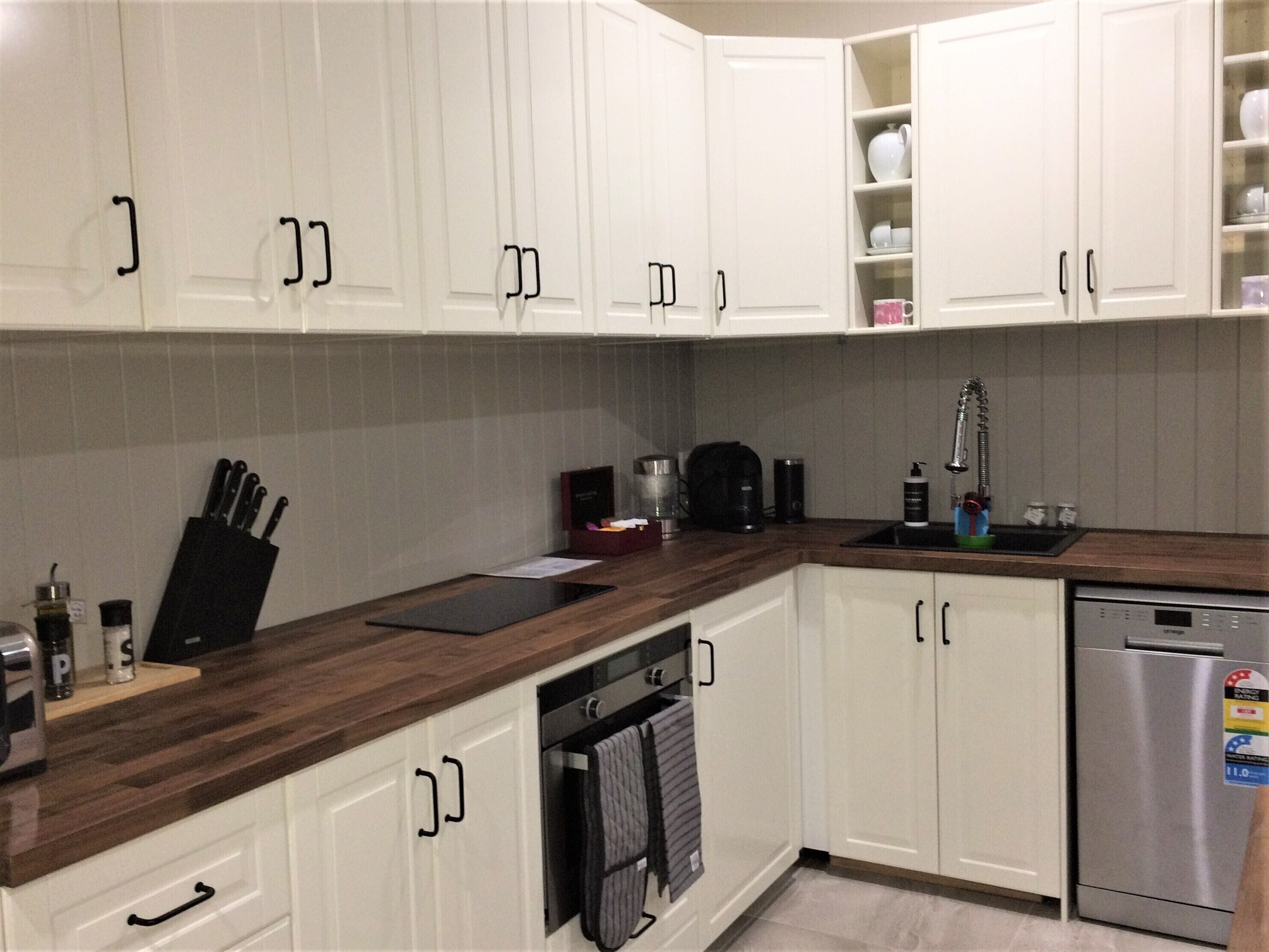 Serenity Cottage - Relax in Natural Surrounds